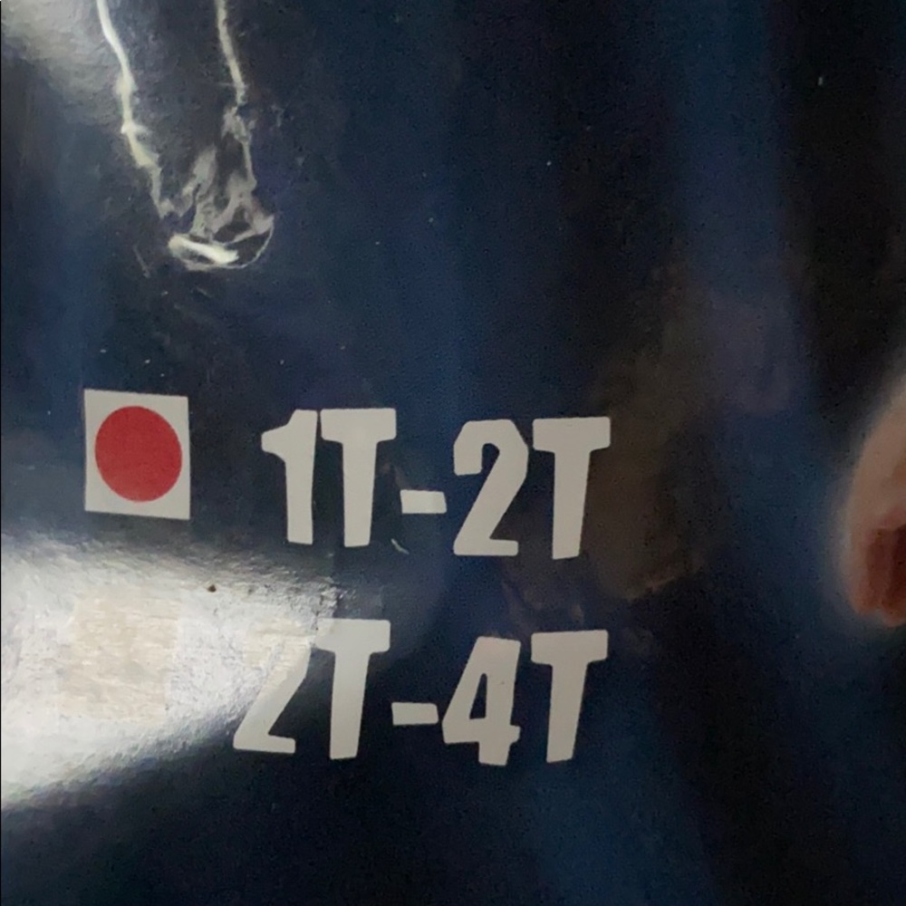 Devil Darling - Picture 2 of 3